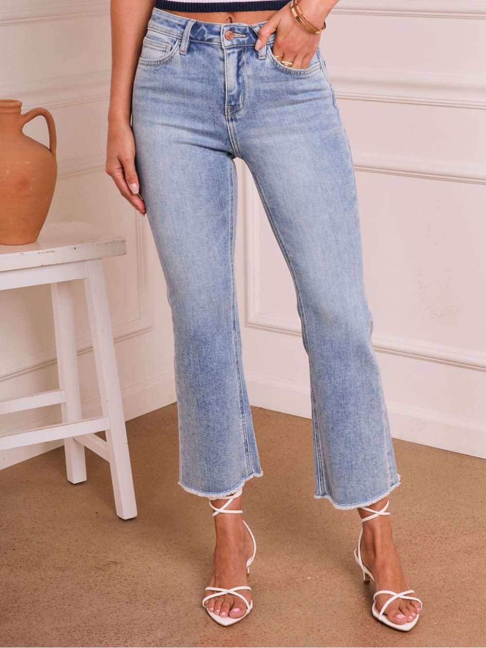 Vici Light Blue Cropped Jeans